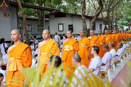 ภาพ No.216725:วันอาทิตย์ที่ 6 เมษายน พ.ศ. 2568 พิธีตัดปอยผม และปลงผมนาคธรรมทายาท โครงการบวชบูชาธรรม81ปี หลวงพ่อธัมมชโย โครงการ 1 และ 2 โครงการนานาชาติ AEC&WAB รุ่น CEO (ผู้บริหาร) รุ่นที่4 ณ หมู่บ้านบรรลุธรรม วัดพระธรรมกาย