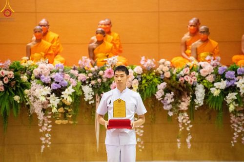 ภาพ No.125402:V.27 มาฆะ สาธุ  การรับบุญเตรียมงาน ปฎิบัติงาน เก็บงาน ของเจ้าหน้าที่หน่วยงานต่างๆ เพื่อวันมาฆบูชา วันเสาร์ที่ 24 กุมภาพันธ์  พ.ศ. 2567 ณ วัดพระธรรมกาย จ.ปทุมธานี