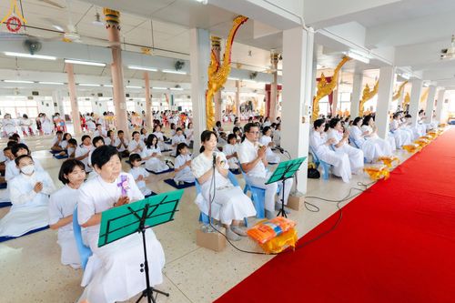 ภาพ No.200532:พิธีทอดผ้าป่าทำนุบำรุงศาสนสถาน ณ วัดรางกำหยาด ตำบลบางภาษี อำเภอบางเลน จังหวัดนครปฐม ในโครงการธรรมยาตรา กตัญญูบูชา มหาปูชนียาจารย์ พระมงคลเทพมุนี(สด จนฺทสโร) พระผู้ปราบมาร อนุสรณ์สถาน 7 แห่ง ปีที่ 13 วันที่ 22 มกราคม พ.ศ. 2568