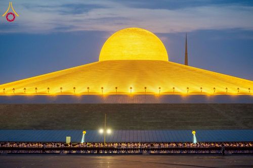 ภาพ No.224252:วันที่ 3-5 พฤษภาคม พ.ศ. 2568  กิจวัตร-กิจกรรมโครงการปฏิบัติธรรมอบรมศีลธรรม “บวชอุบาสิกาแก้ว” ถวายเป็นพระราชกุศล แด่พระบาทสมเด็จพระเจ้าอยู่หัว เนื่องในโอกาสมหามงคล “วันฉัตรมงคล” ณ วัดพระธรรมกาย อ.คลองหลวง จ.ปทุมธานี