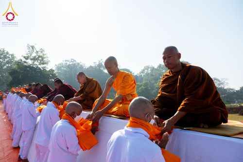 ภาพ No.130504:พิธีบรรพชาธรรมทายาท ในโครงการบรรพชา 1,250 รูป ณ แดนประสูติ สวนลุมพินี ประเทศเนปาล วันที่ 9 มีนาคม พ.ศ. 2567