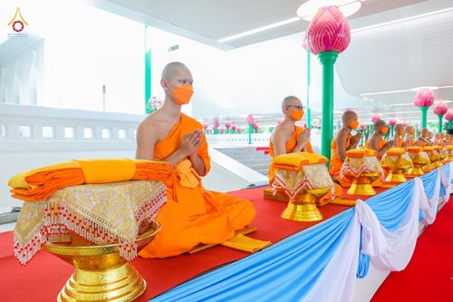 ภาพ No.80748:พิธีอุปสมบทสามเณรเตรียม DCI รุ่นที่20 จำนวน 15 รูป ณ อุโบสถพระไตรปิฎก วัดพระธรรมกาย วันเสาร์ที่ 6 พฤษภาคม พ.ศ. 2566