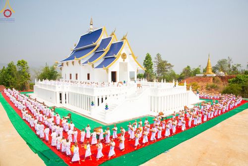 ภาพ No.63040:Photo Story  มหัศจรรย์วัดดงดินแดง Episode 2 โครงการบรรพชาอุปสมบทหมู่ ฟื้นฟูพระพุทธศาสนาทั่วไทย ณ วัดดงดินแดง อ.อมก๋อย จ.เชียงใหม่ วันที่ 3 เมษายน พ.ศ. 2567