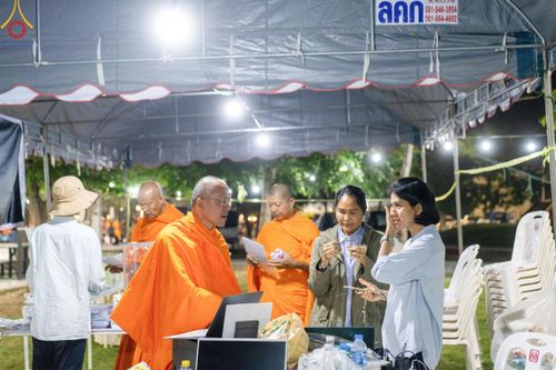 ภาพ No.185612:V.47 เบื้องหลังของเบื้องหน้า งานตักบาตรพระ 10,000 รูป ณ จ.กาญจนบุรี วันที่ 20-21 ธันวาคม พ.ศ. 2567