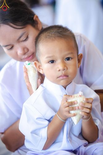 ภาพ No.158967:พิธีตักบาตร ในวันอาทิตย์ต้นเดือน วันที่ 6 ตุลาคม พ.ศ. 2567 ณ สภาธรรมกายสากล วัดพระธรรมกาย