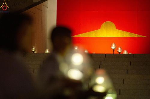 ภาพ No.122258:พิธีจุดประทีปถวายเป็นพุทธบูชา และบูชาธรรมมหาปูชนียาจารย์ พระมงคลเทพมุนี(สด จนฺทสโร) ในโครงการธรรมยาตรา กตัญญูบูชา มหาปูชนียาจารย์ พระมงคลเทพมุนี(สด จนฺทสโร) พระผู้ปราบมาร อนุสรณ์สถาน 7 แห่ง ปีที่ 12 วันที่ 31 มกราคม พ.ศ. 2567 ณ วัดพระธรรมกาย จ.ปทุมธานี (