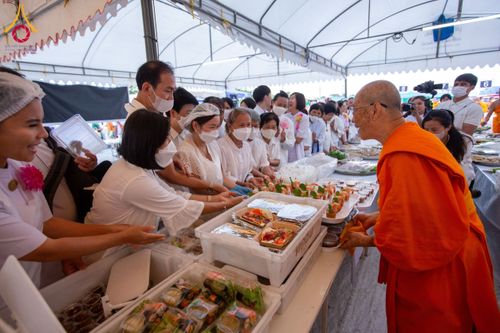ภาพ No.118081:พิธีถวายภัตตาหารเป็นสังฆทาน แด่คณะพระธรรมยาตรา ปีที่ 12 วันที่ 24 มกราคม พ.ศ. 2567 ณ อนุสรณ์สถานบางนางแท่น จ.นครปฐม