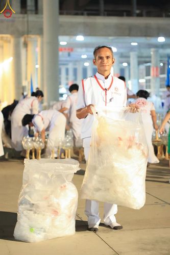 ภาพ No.123387:V.25 ชิตังเม การเตรียมงาน เก็บงาน การรับบุญของเจ้าหน้าที่หน่วยงานต่างๆ เพื่อโครงการธรรมยาตรา กตัญญูบูชา มหาปูชนียาจารย์ พระมงคลเทพมุนี (สด จนฺทสโร) พระผู้ปราบมาร อนุสรณ์สถาน 7 แห่ง ปีที่ 12 ระหว่างวันที่ 2 - 31 มกราคม พ.ศ.2567