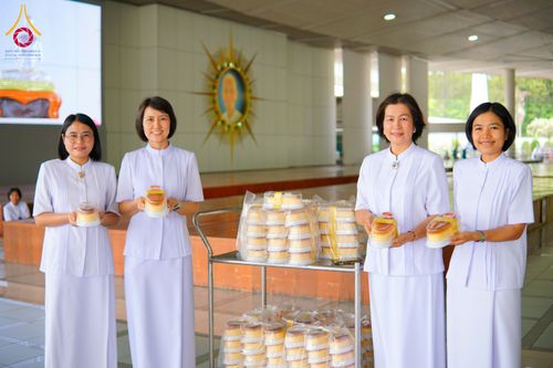 ภาพ No.316408:วันเสาร์ที่ 21 มีนาคม พ.ศ.2569 พิธีถวายภัตตาหารเมนูสวรรค์ เพื่อการบรรลุธรรม ณ หอฉันคุณยายอาจารย์ฯ วัดพระธรรมกาย