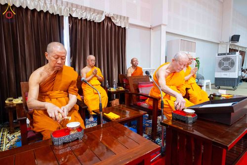 ภาพ No.342713:วันเสาร์ที่ 8 สิงหาคม พ.ศ. 2569  พิธีทักษิณานุปทาน แด่บรรพชนตระกูลผ่องสวัสดิ์และหมู่ญาติที่ล่วงลับไปแล้ว ครั้งที่ 21 ณ พระมหาเจดีย์ทัตตชีโว ศูนย์อบรมเยาวชนกาญจนบุรี