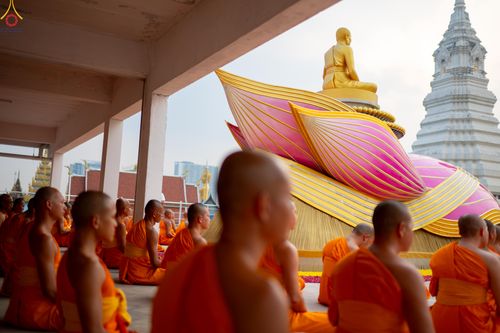 ภาพ No.299985:วันที่ 22 มกราคม พ.ศ.2569 พระธรรมยาตราปฏิบัติธรรม และถ่ายภาพหมู่ประวัติศาสตร์ ณ อาคารธรรมยาตรา กตัญญูบูชามหาปูชนียาจารย์  ตรงข้ามวัดปากน้ำภาษีเจริญ จ.กรุงเทพมหานคร ในโครงการธรรมยาตรา กตัญญูบูชา มหาปูชนียาจารย์ พระมงคลเทพมุนี(สด จนฺทสโร) พระผู้ปราบมาร อนุ