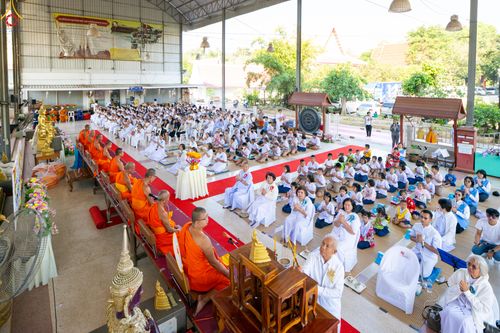 ภาพ No.293297:วันที่ 12 มกราคม พ.ศ. 2569 พิธีทอดผ้าป่าทำนุบำรุงศาสนสถาน ณ วัดพรสวรรค์ อ.สองพี่น้อง จ.สุพรรณบุรี ในโครงการธรรมยาตรา กตัญญูบูชา มหาปูชนียาจารย์ พระมงคลเทพมุนี(สด จนฺทสโร) พระผู้ปราบมาร อนุสรณ์สถาน 7 แห่ง ปีที่ 14