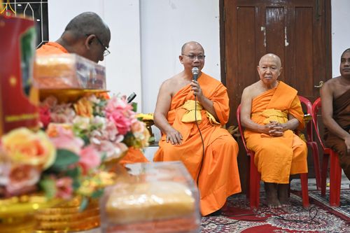 ภาพ No.278907:วันที่ 4 พฤศจิกายน 2568 กฐินสมทบวัดต่างประเทศ โดยคณะศิษยานุศิษย์ บูชาธรรม 81 ปี หลวงพ่อธัมมชโย ณ วัดพุทธบังคลาเทศ พุทธคยา ประเทศอินเดีย