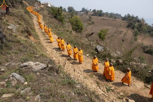ภาพ No.80353:โครงการบรรพชาสามเณรภาคฤดูร้อน 100 รูป   ณ วัดมาศคันธะพุทธวิหาร เมืองลลิตปูร ประเทศเนปาล   ระหว่างวันที่ 5-15 เมษายน พ.ศ. 2566