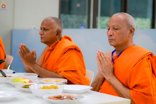 ภาพ No.319224:วันที่ 3 เมษายน พ.ศ. 2569 คณะชาวอินเดีย 47 ท่าน เข้าเยี่ยมชม วัดพระธรรมกาย