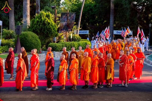 ภาพ No.225669:วันอาทิตย์ที่ 11 พฤษภาคม พ.ศ. 2568 วัดพระธรรมกายแคลิฟอร์เนีย จัดงานวิสาขบูชานานาชาติ และถวายมหาสังฆทานคณะสงฆ์ 120 รูป