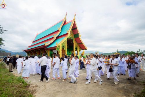 ภาพ No.267928:วันที่ 29 ตุลาคม พ.ศ. 2568 พิธีทอดกฐินสามัคคีทั่วไทย ณ วัดวังกระแพร อ.โป่งน้ำร้อน จ.จันทบุรี โดยคณะศิษยานุศิษย์ บูชาธรรม 81 ปี หลวงพ่อธัมมชโย