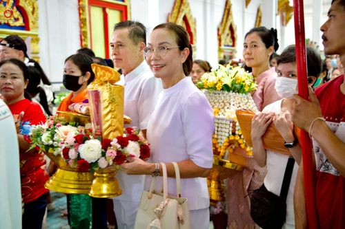 ภาพ No.254036:วันที่ 12 ตุลาคม พ.ศ. 2568 พิธีทอดกฐินสามัคคีทั่วไทย 30,000 วัด โดยคณะศิษยานุศิษย์ บูชาธรรม 81 ปี หลวงพ่อธัมมชโย ณ วัดหนองคล้า อ.ศรีราชา จ.ชลบุรี