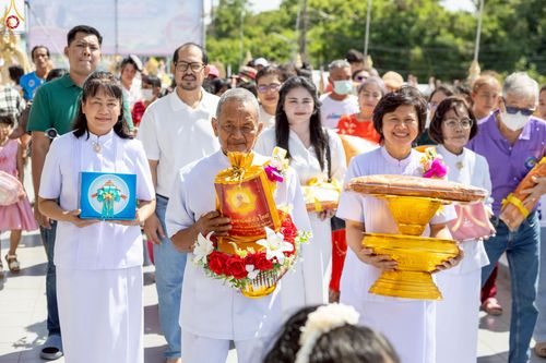 ภาพ No.258733:วันที่ 19 ตุลาคม พ.ศ. 2568 พิธีทอดกฐินสามัคคีทั่วไทย 30,000 วัด โดยคณะศิษยานุศิษย์ บูชาธรรม 81 ปี หลวงพ่อธัมมชโย ณ วัดอินทาราม บ้านโพธิ์ ฉะเชิงเทรา
