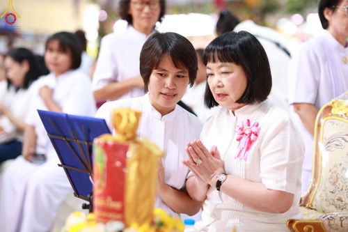 ภาพ No.179410:พิธีทอดกฐิน ณ วัดลานนาบุญ อ.เมือง จ.นนทบุรี ในโครงการกฐินสามัคคีทั่วไทย 30,000 วัด บูชาธรรม 80 ปี หลวงพ่อธัมมชโย โดยคณะศิษยานุศิษย์วัดพระธรรมกาย วันที่ 26 ตุลาคม พ.ศ. 2567