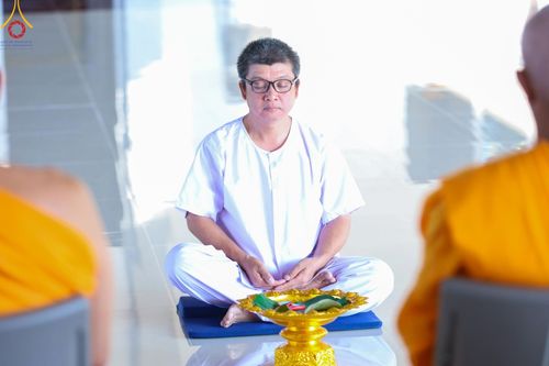 ภาพ No.180334:พิธีตัดปอยผม ปลงผม นาคธรรมทายาท ในโครงการบรรพชาอุปสมบทหมู่ บูชาธรรมมหาปูชนียาจารย์ 2567  วันที่ 4 ธันวาคม พ.ศ. 2567 ณ ศูนย์ปฏิบัติธรรมแก้วภูเรือ จ.เลย