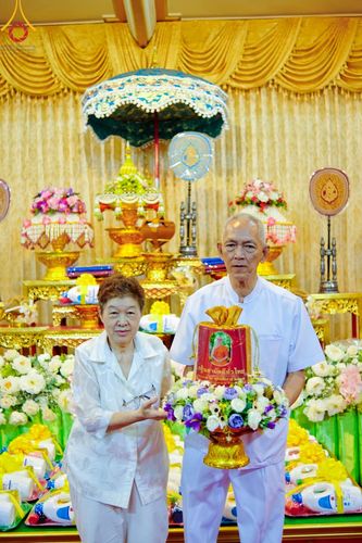 ภาพ No.171963:พิธีทอดกฐิน ณ วัดทินกรนิมิต จ.นนทบุรี ในโครงการกฐินสามัคคีทั่วไทย 30,000 วัด บูชาธรรม 80 ปี หลวงพ่อธัมมชโย โดยคณะศิษยานุศิษย์วัดพระธรรมกาย วันที่ 27 ตุลาคม พ.ศ. 2567