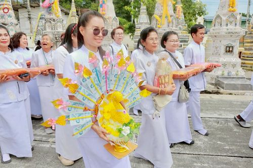 ภาพ No.269296:วันที่ 26 ตุลาคม พ.ศ. 2568 พิธีทอดกฐินสามัคคีทั่วไทย ณ วัดสว่างอารมณ์ อ.บางบ่อ จ.สมุทรปราการ  โดยคณะศิษยานุศิษย์ บูชาธรรม 81 ปี หลวงพ่อธัมมชโย