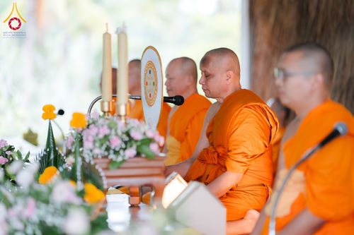 ภาพ No.165598:พิธีทอดกฐินศูนย์ปฏิบัติธรรมแก้วภูเรือ จ.เลย ในโครงการกฐินสามัคคีทั่วไทย 30,000 วัด บูชาธรรม 80 ปี หลวงพ่อธัมมชโย โดยคณะศิษยานุศิษย์วัดพระธรรมกาย วันที่ 20 ตุลาคม พ.ศ. 2567