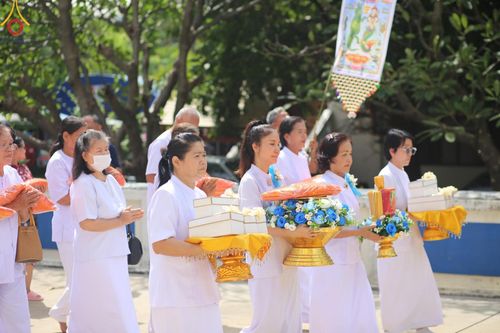 ภาพ No.163390:โครงการกฐินสามัคคีทั่วไทย 30,000 วัด บูชาธรรม 80 ปี หลวงพ่อธัมมชโย โดย คณะศิษยานุศิษย์วัดพระธรรมกาย ณ วัดพรสวรรค์ จ.สุพรรณบุรี วันที่ 19 ตุลาคม พ.ศ. 2567