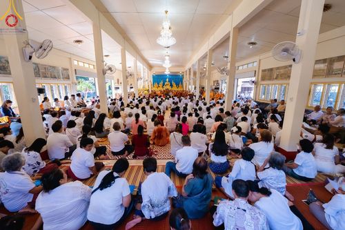 ภาพ No.176946:พิธีทอดกฐิน ณ วัดป่าบ้านเหล่า ต.ทุ่งก่อ อ.เวียงเชียงรุ้ง จ.เชียงราย ในโครงการทอดกฐินสามัคคีทั่วไทย 30,000 วัด บูชาธรรม 80 ปี หลวงพ่อธัมมชโย โดยคณะศิษยานุศิษย์วัดพระธรรมกาย วันที่ 26 ตุลาคม พ.ศ. 2567