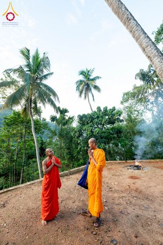 ภาพ No.175695:พิธีทอดผ้าป่าสมทบกฐิน ณ วัดกัลปิติยะ ปูรณะ เมืองมาตะเล ศรีลังกา โดยมูลนิธิธรรมกาย ในนามหลวงพ่อธัมมชโย วันที่ 6 พฤศจิกายน พ.ศ. 2567