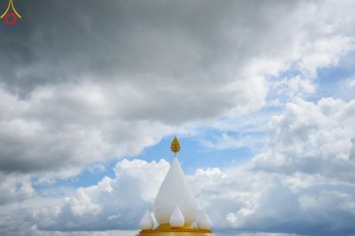 ภาพ No.211581:วันอาทิตย์ที่ 16 มีนาคม พ.ศ. 2568 พิธีอัญเชิญพระบรมสารีริกธาตุ ประดิษฐาน ณ ปทุมเจดีย์ ศูนย์อบรมเยาวชนปัตตานี