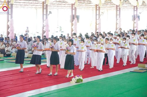 ภาพ No.97220:พิธีทอดผ้าป่า เพื่อสร้าง "ลานอเนกประสงค์พญานาค 4 ตระกูล" และพิธีจุดประทีปโคมลอย ลอยกระทง ถวายประทีปเป็นพุทธบูชา ณ พุทธอุทยานนานาชาติ จ.หนองคาย วันที่ 27 พฤศจิกายน พ.ศ. 2566