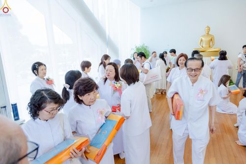 ภาพ No.254210:วันที่ 12 ตุลาคม พ.ศ. 2568 พิธีทอดกฐินสามัคคีวัดพระธรรมกายสิงคโปร์  新加坡法身寺功德衣法会 Dhammakaya Centre Singapore Kathina Ceremony  