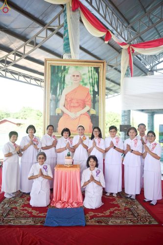 ภาพ No.262366:วันที่ 19 ตุลาคม พ.ศ. 2568 พิธีทอดกฐินสถาปนา แผ่นบันมงคลมหาเศรษฐี อาคาร 80 ปี หลวงพ่อธัมมชโย ในโครงการกฐินสามัคคีทั่วไทย 30,000 วัด บูชาธรรม 81 ปี หลวงพ่อธัมมชโย โดยคณะศิษยานุศิษย์วัดพระธรรมกาย ณ ศูนย์ปฏิบัติธรรมวิหารแดง ต.เจริญธรรม อ.วิหารแดง จ.สระบุรี