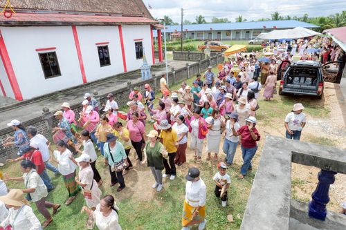 ภาพ No.256673:วันที่ 16 ตุลาคม พ.ศ. 2568 พิธีทอดกฐินสามัคคีทั่วไทย 30,000 วัด โดยคณะศิษยานุศิษย์ บูชาธรรม 81 ปี หลวงพ่อธัมมชโย ณ วัดสุภาษิตาราม ต.เกาะนางคำ อ.ปากพะยูน จ.พัทลุง