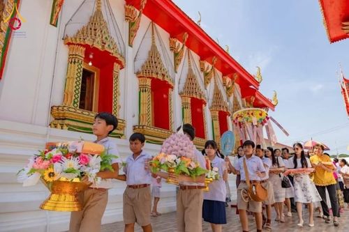 ภาพ No.176759:พิธีทอดกฐิน ณ วัดศาลาลอย จ.พระนครศรีอยุธยา ในโครงการกฐินสามัคคีทั่วไทย 30,000 วัด บูชาธรรม 80 ปี หลวงพ่อธัมมชโย โดยคณะศิษยานุศิษย์วัดพระธรรมกาย วันที่ 3 พฤศจิกายน พ.ศ. 2567 กฐินสัมฤทธิ์เด็กดี V-Star โรงเรียนวัดศาลาลอย จ.พระนครศรีอยุธยา