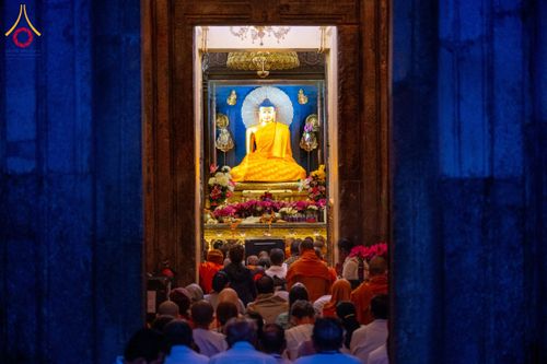 ภาพ No.176067:พิธีทอดผ้าป่าสมทบกฐิน ณ วัดพุทธคยา บานา วิหาร เมืองคยา รัฐพิหาร ประเทศอินเดีย โดยมูลนิธิธรรมกาย ในนามหลวงพ่อธัมมชโย  วันที่ 12 พฤศจิกายน พ.ศ. 2567