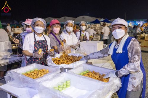 ภาพ No.117360:พิธีถวายภัตตาหารเป็นสังฆทาน แด่คณะพระธรรมยาตรา วันที่ 23 มกราคม พ.ศ. 2567 ณ อนุสรณ์สถานบางปลา อ.บางเลน จ.นครปฐม