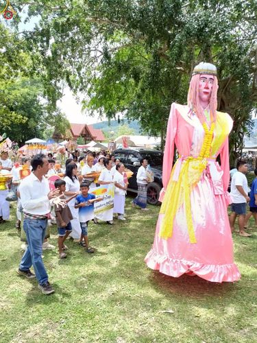 ภาพ No.271673:วันที่ 18 ตุลาคม พ.ศ. 2568 พิธีทอดกฐินสามัคคีทั่วไทย ณ วัดวังพาคิริวงศ์ หาดใหญ่ สงขลา โดยคณะศิษยานุศิษย์ บูชาธรรม 81 ปี หลวงพ่อธัมมชโย