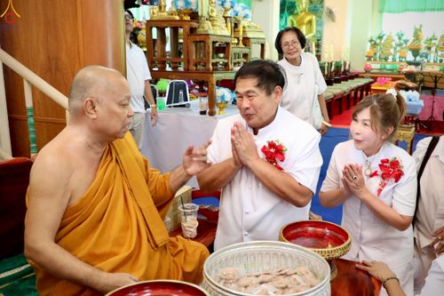 ภาพ No.257860:วันที่ 18 ตุลาคม พ.ศ. 2568 พิธีทอดกฐินสามัคคีทั่วไทย 30,000 วัด โดยคณะศิษยานุศิษย์ บูชาธรรม 81 ปี หลวงพ่อธัมมชโย ณ วัดพระพุทธไสยาสน์ อ.เมืองเพชรบุรี จ.เพชรบุรี