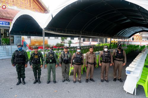 ภาพ No.87264:พิธีถวายสังฆทาน 323 วัด 4 จังหวัดชายแดนภาคใต้  ปีที่ 19 ครั้งที่ 165 พิธีมอบกองทุนหนุนแรงใจช่วยครูใต้  ปีที่ 16 ครั้งที่ 130 และพิธีทำบุญอุทิศส่วนกุศลให้ผู้วายชนม์ ณ วัดพุทธภูมิ อ.เมือง จ.ยะลา วันเสาร์ที่ 9 กันยายน พ.ศ. 2566