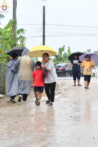 ภาพ No.100386:พิธีทอดกฐินสามัคคี และพิธีเทฐานรากอาคาร สร้างโรงทานหมู่บ้านปฎิบัติธรรม ณ ศูนย์อบรมเยาวชนปัตตานี วันที่ 26 พฤศจิกายน พ.ศ. 2566