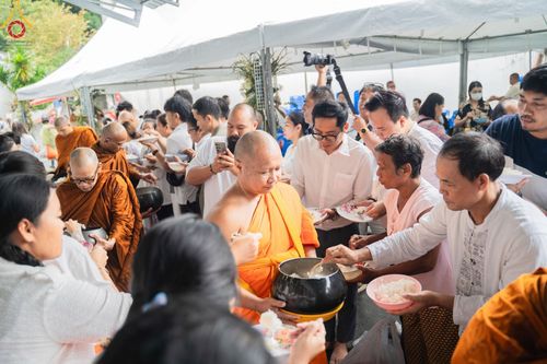 ภาพ No.162578:โครงการกฐินสามัคคีทั่วไทย 30,000 วัด บูชาธรรม 80 ปี หลวงพ่อธัมมชโย โดย คณะศิษยานุศิษย์วัดพระธรรมกาย ณ วัดป่าดอยเทพนิมิต อ.กระทู้ จ.ภูเก็ต วันที่ 19 ตุลาคม พ.ศ. 2567