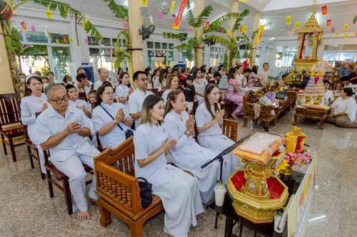 ภาพ No.250921:วันพุธที่ 8 ตุลาคม พ.ศ. 2568 พิธีทอดกฐินสามัคคีทั่วไทย 30,000 วัด โดยคณะศิษยานุศิษย์ บูชาธรรม 81 ปี หลวงพ่อธัมมชโย ณ วัดคลองตันราษฎร์บำรุง อ. บ้านแพ้ว จ. สมุทรสาคร