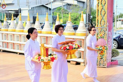 ภาพ No.170459:พิธีทอดกฐิน ณ วัดสุราษฎร์รังสรรค์ จ.ปทุมธานี ในโครงการกฐินสามัคคีทั่วไทย 30,000 วัด บูชาธรรม 80 ปี หลวงพ่อธัมมชโย โดยคณะศิษยานุศิษย์วัดพระธรรมกาย วันที่ 27 ตุลาคม พ.ศ. 2567