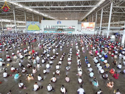 ภาพ No.232754:วันอาทิตย์ที่ 6 กรกฏาคม พ.ศ. 2568 พิธีสวดธัมมจักกัปปวัตตนสูตร เมียนมา ครั้งที่ 8 ณ มหาธรรมกายเจดีย์ วัดพระธรรมกาย