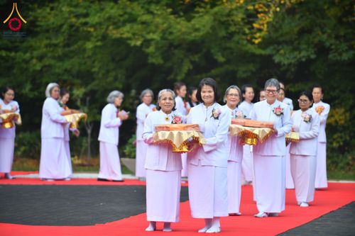ภาพ No.171475:พิธีทอดกฐิน ณ วัดพระธรรมกายคอร์ซัวร์ ลุสท์สโกว ประเทศเดนมาร์ก วันเสาร์ที่ 19 ตุลาคม พ.ศ. 2567