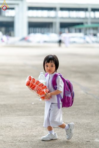ภาพ No.139017:พิธีตักบาตร , พิธีบูชาข้าวพระ ณ ห้องแก้วสารพัด 1 สภาธรรมกายสากล วัดพระธรรมกาย วันอาทิตย์ต้นเดือนที่ 2 มิถุนายน พ.ศ. 2567