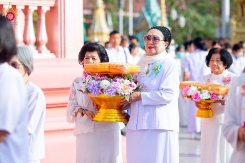 ภาพ No.204973:พิธีทอดผ้าป่าทำนุบำรุงศาสนสถาน ณ วัดบ่อทอง ตำบลคูขวาง อำเภอลาดหลุมแก้ว จังหวัดปทุมธานี ในโครงการธรรมยาตรา กตัญญูบูชา มหาปูชนียาจารย์ พระมงคลเทพมุนี(สด จนฺทสโร) พระผู้ปราบมาร อนุสรณ์สถาน 7 แห่ง ปีที่ 13 วันที่ 30 มกราคม พ.ศ. 2568 
